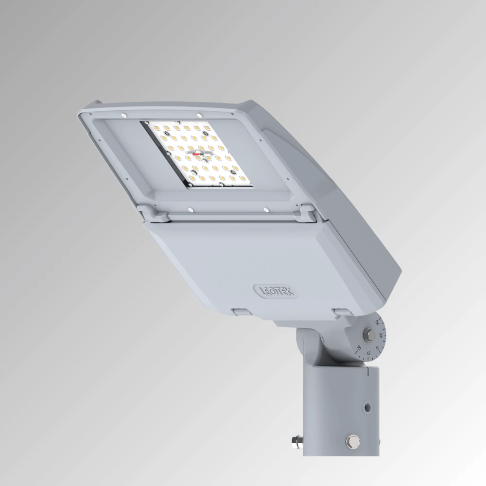 Angled front view of a VersaTEK VTSOR LED array.